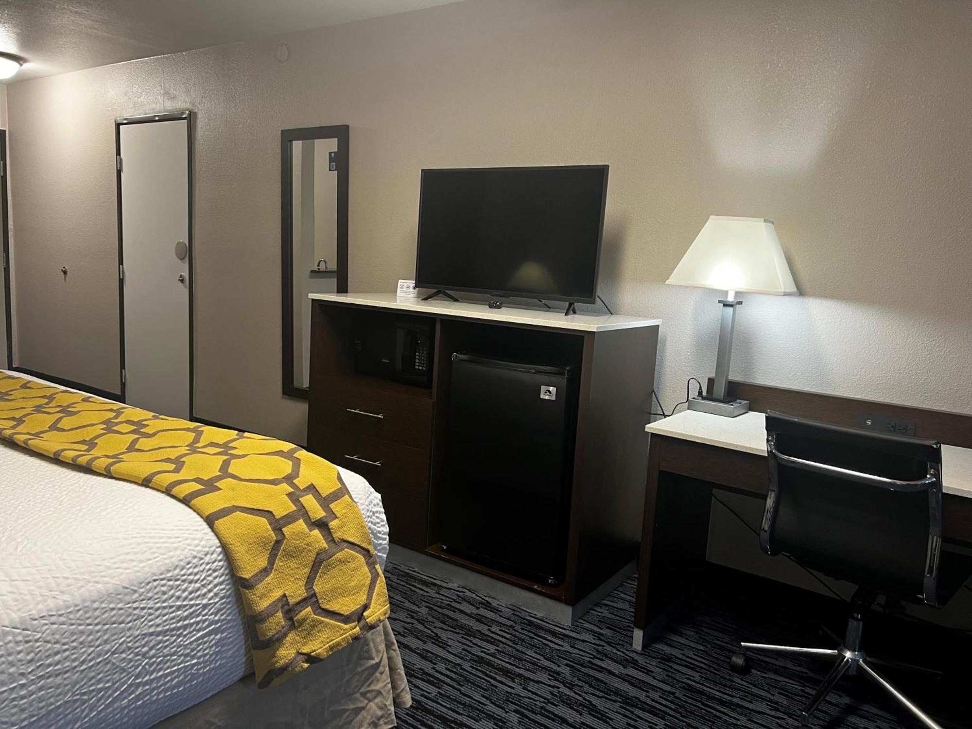 Baymont By Wyndham Port Arthur - Groves Area Bagian luar foto